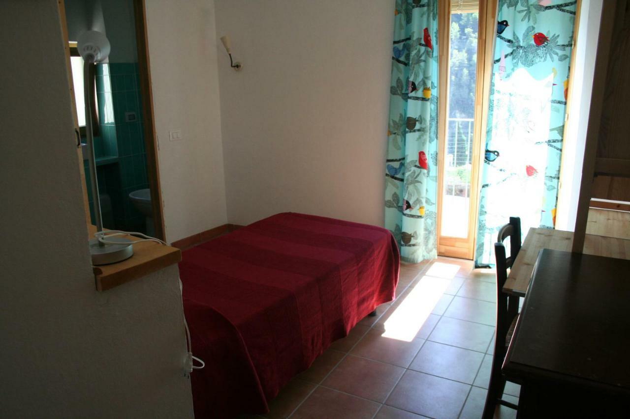 Ecovillaggio Torri Superiore Экстерьер фото